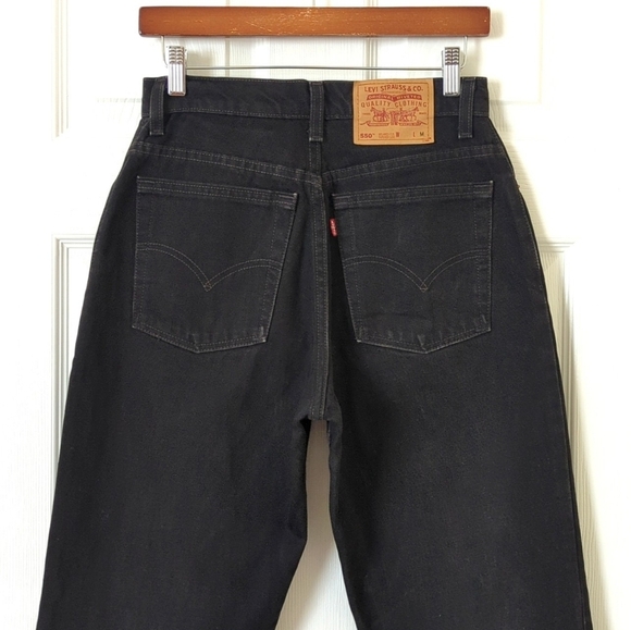 Levi's 90's Vintage 550 Classic High Rise Relaxed Fit Tapered Leg Jeans Black 8 - Picture 5 of 15